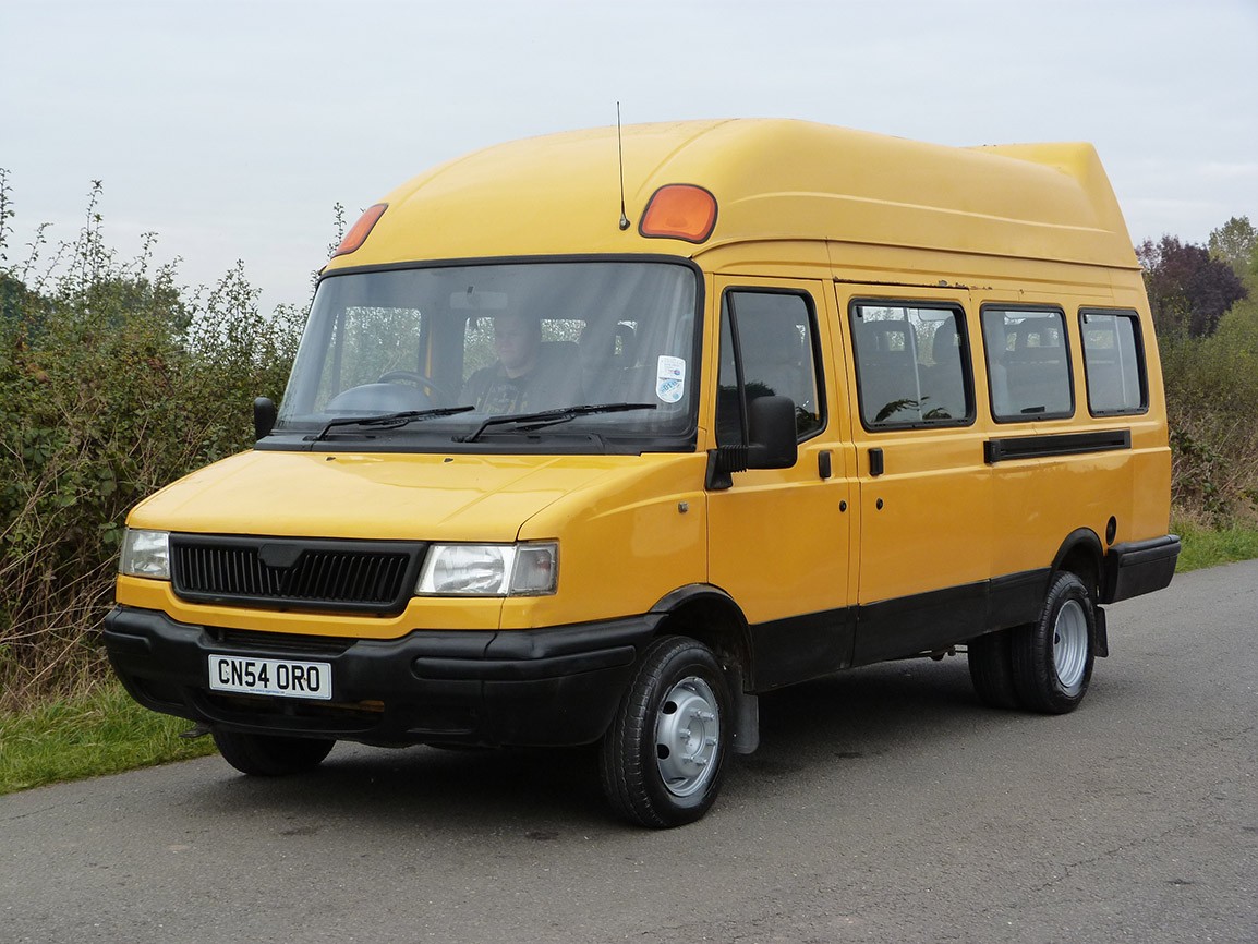 LDV Convoy 17 Seat Mini Bus