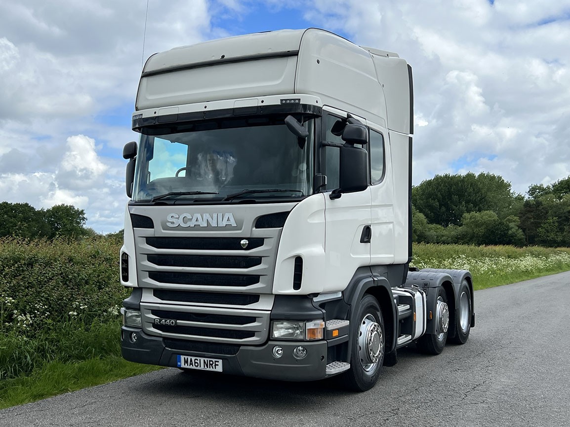 Scania R440 6 X 2 Top Line Tractor Unit 