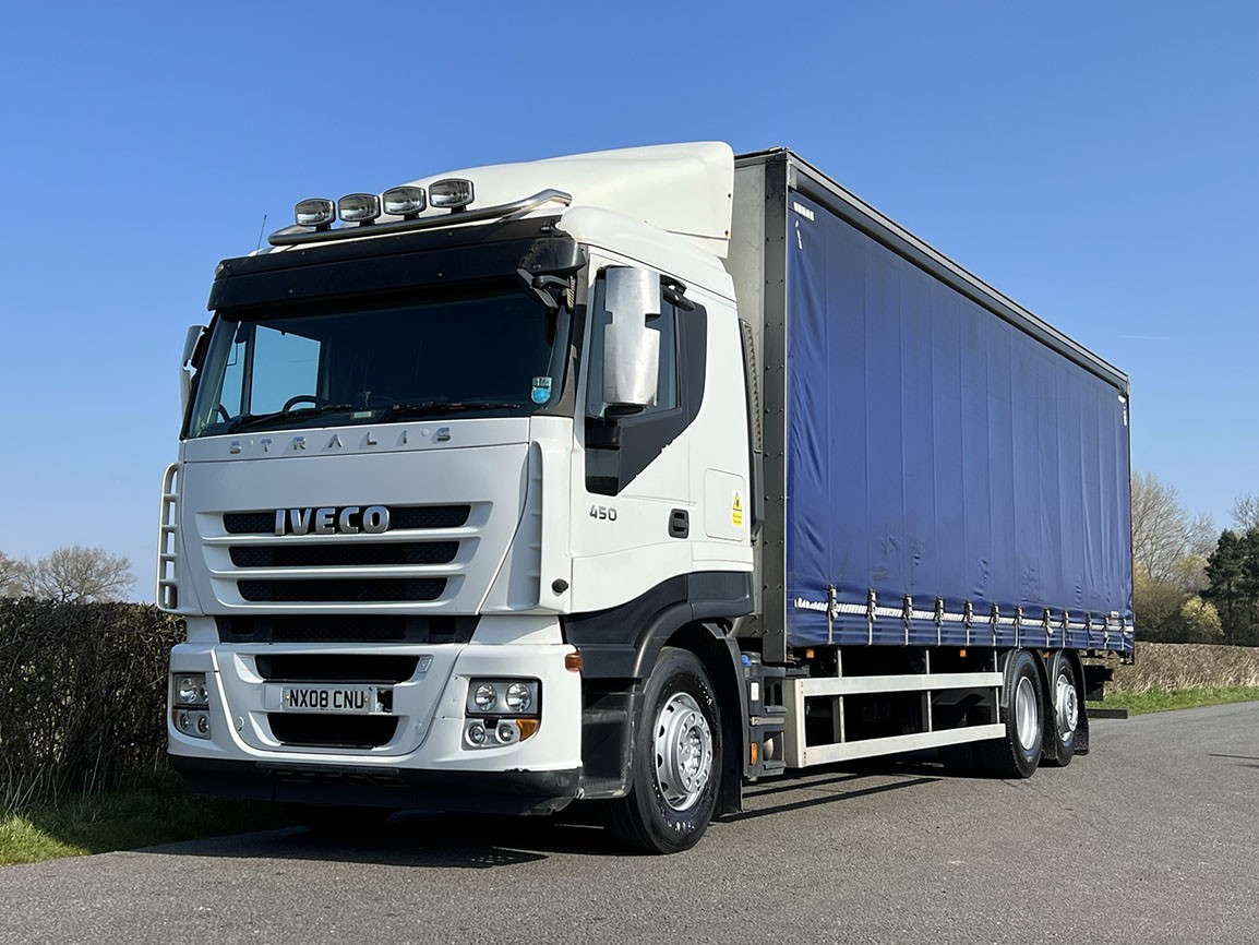 Iveco Stralis 450 6 X 2 Curtainsider