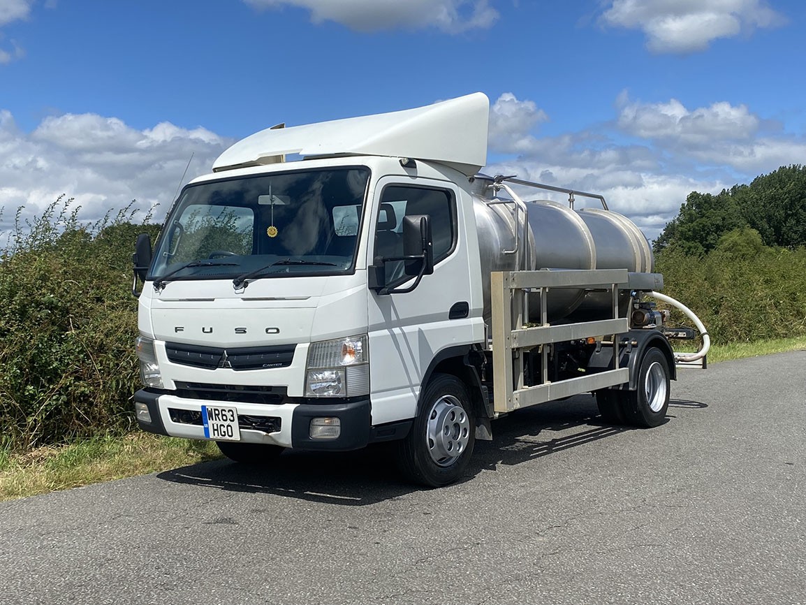 Mitsubishi Canter 4 X 2 Stainless Steel Tanker - 4000 Litres